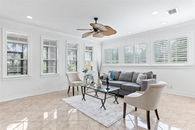 $879,000 | 321 Barbara Circle, Belleair, FL 33756