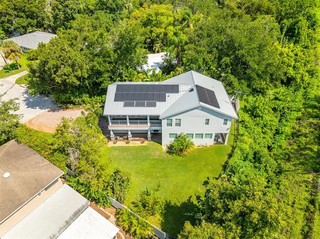 $879,000 | 321 Barbara Circle, Belleair, FL 33756