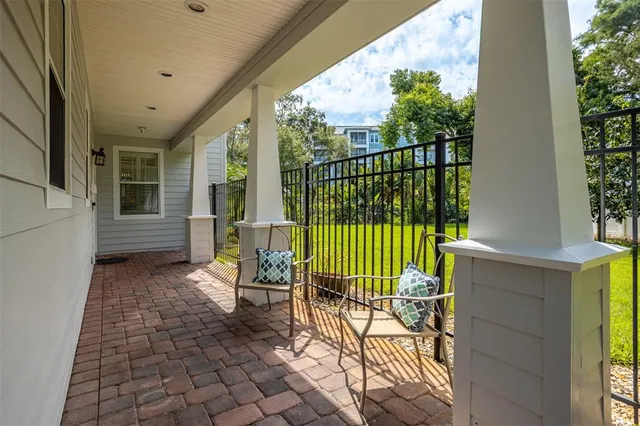 $879,000 | 321 Barbara Circle, Belleair, FL 33756