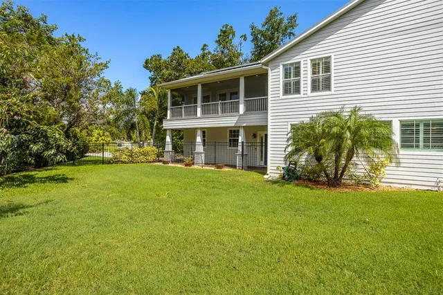 $879,000 | 321 Barbara Circle, Belleair, FL 33756