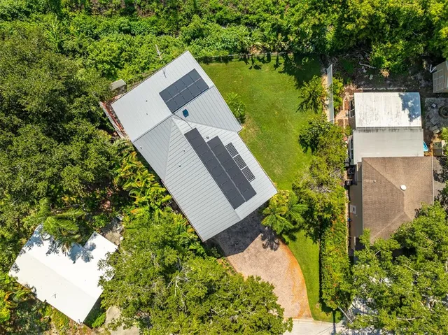 $879,000 | 321 Barbara Circle, Belleair, FL 33756