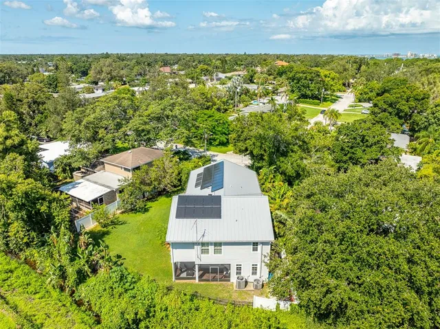 $879,000 | 321 Barbara Circle, Belleair, FL 33756