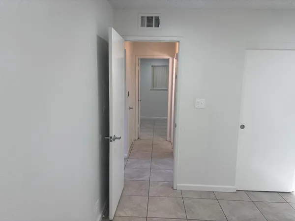 $210,000 | 411 West Santa Ana Avenue, Unit 1, Clovis, CA 93612