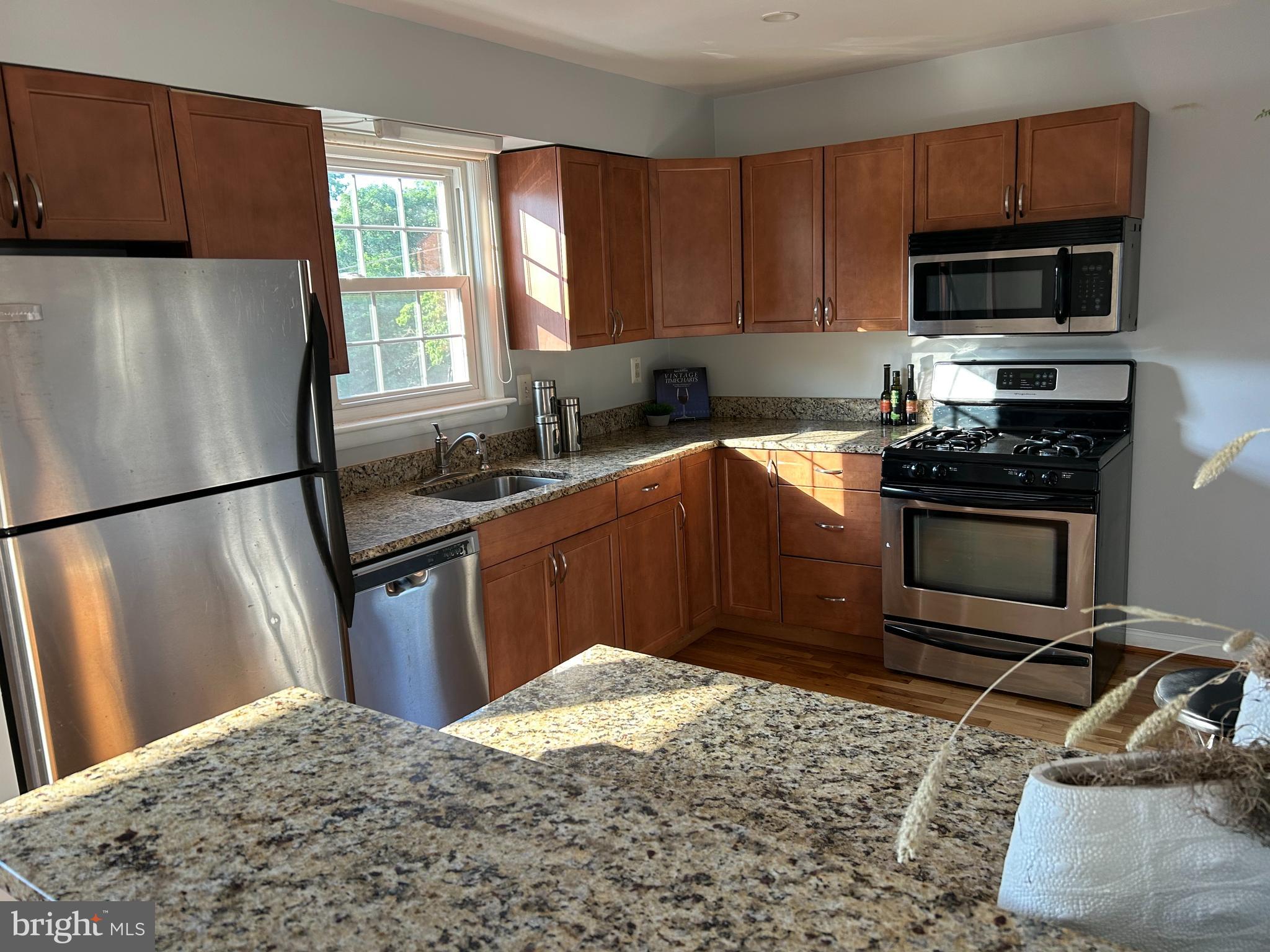 8610 Grubb Road Chevy Chase, MD 20815 - Photo 3 of 38 Gallery Image 3