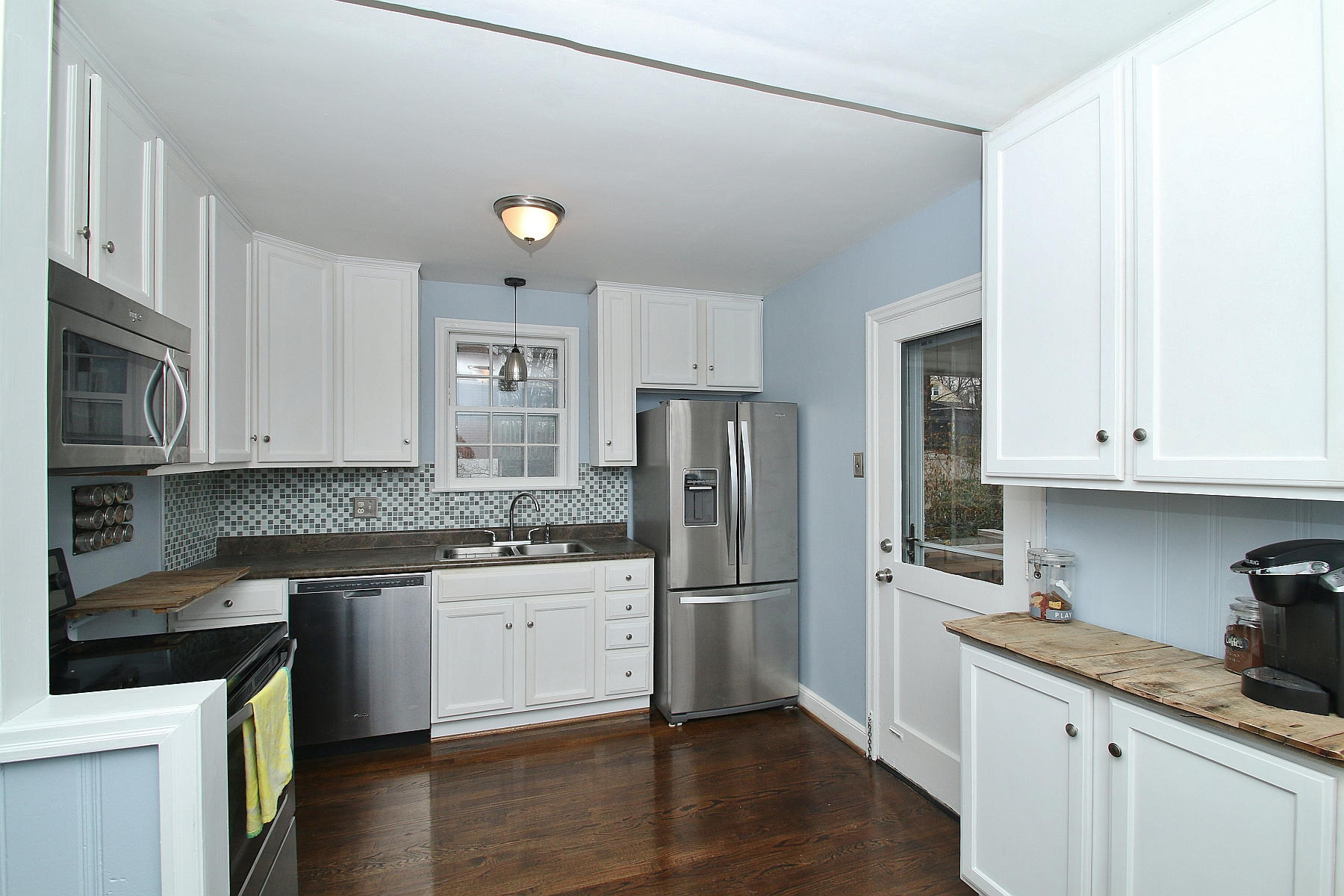 1823 Langdon Road Southwest Roanoke, VA 24015 - Photo 12 of 36 img_0905