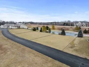 $484,900 | 1936 Ravenswood Lane, Manitowoc, WI 54220