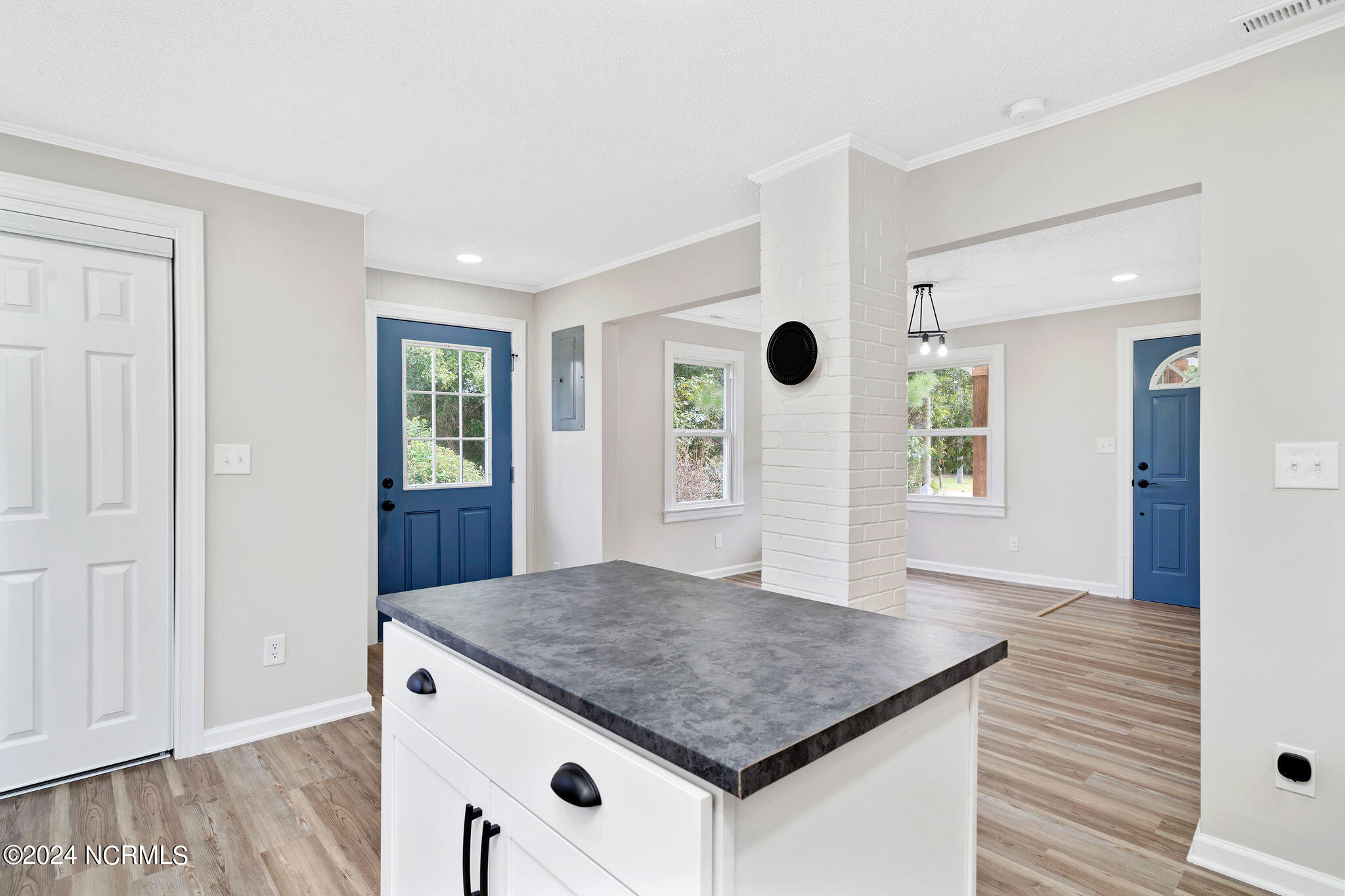 112 Pool Road Rose Hill, NC 28458 - Photo 13 of 26 112pool11