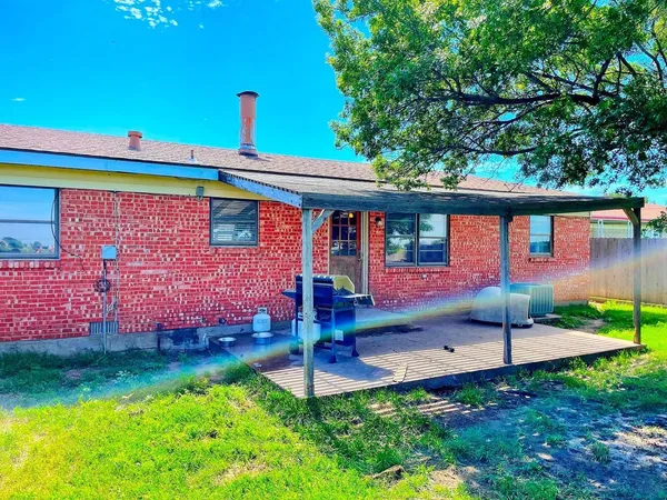 $149,000 | 1010 Northwestern Street, Perryton, TX 79070