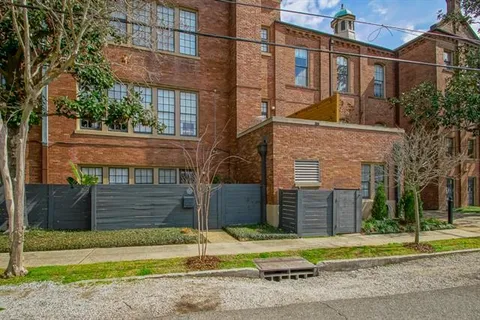 $535,000 | 1111 Upperline Street, Unit 1111, New Orleans, LA 70115