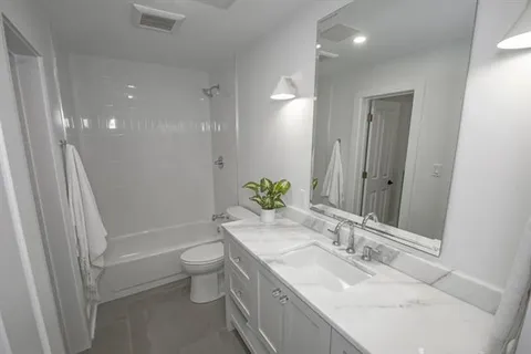 $535,000 | 1111 Upperline Street, Unit 1111, New Orleans, LA 70115