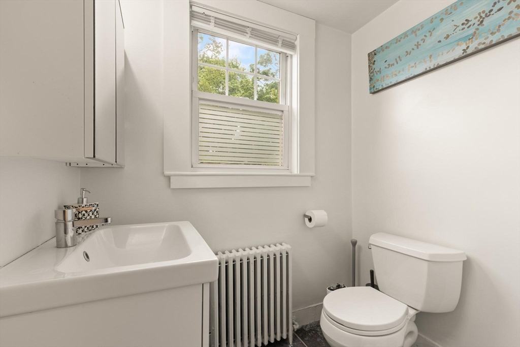 67 Washington Street Reading, MA 01867 - Photo 17 of 42 Gallery Image 17