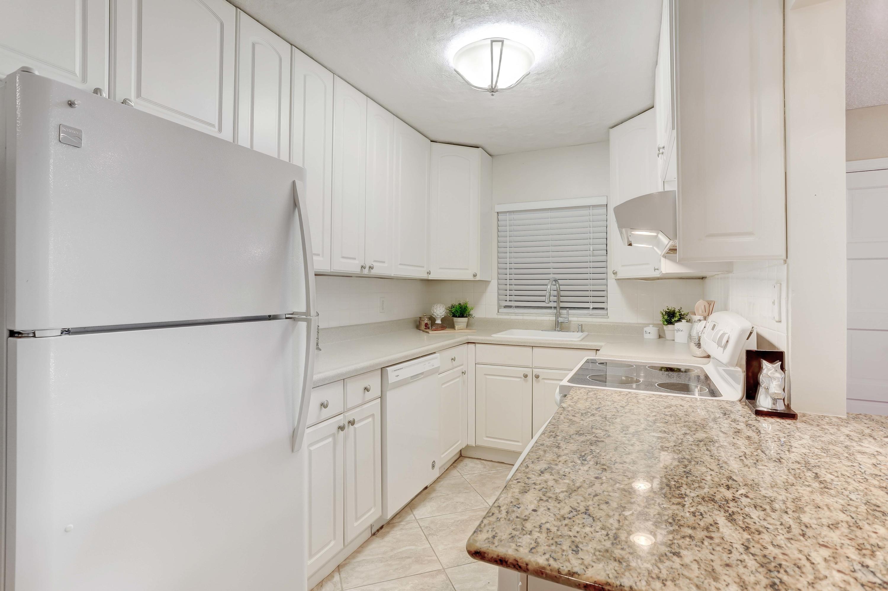 1291 Northwest 13th Street, Unit 448D Boca Raton, FL 33486 - Photo 12 of 25 IMG_1992_3_4_5_6