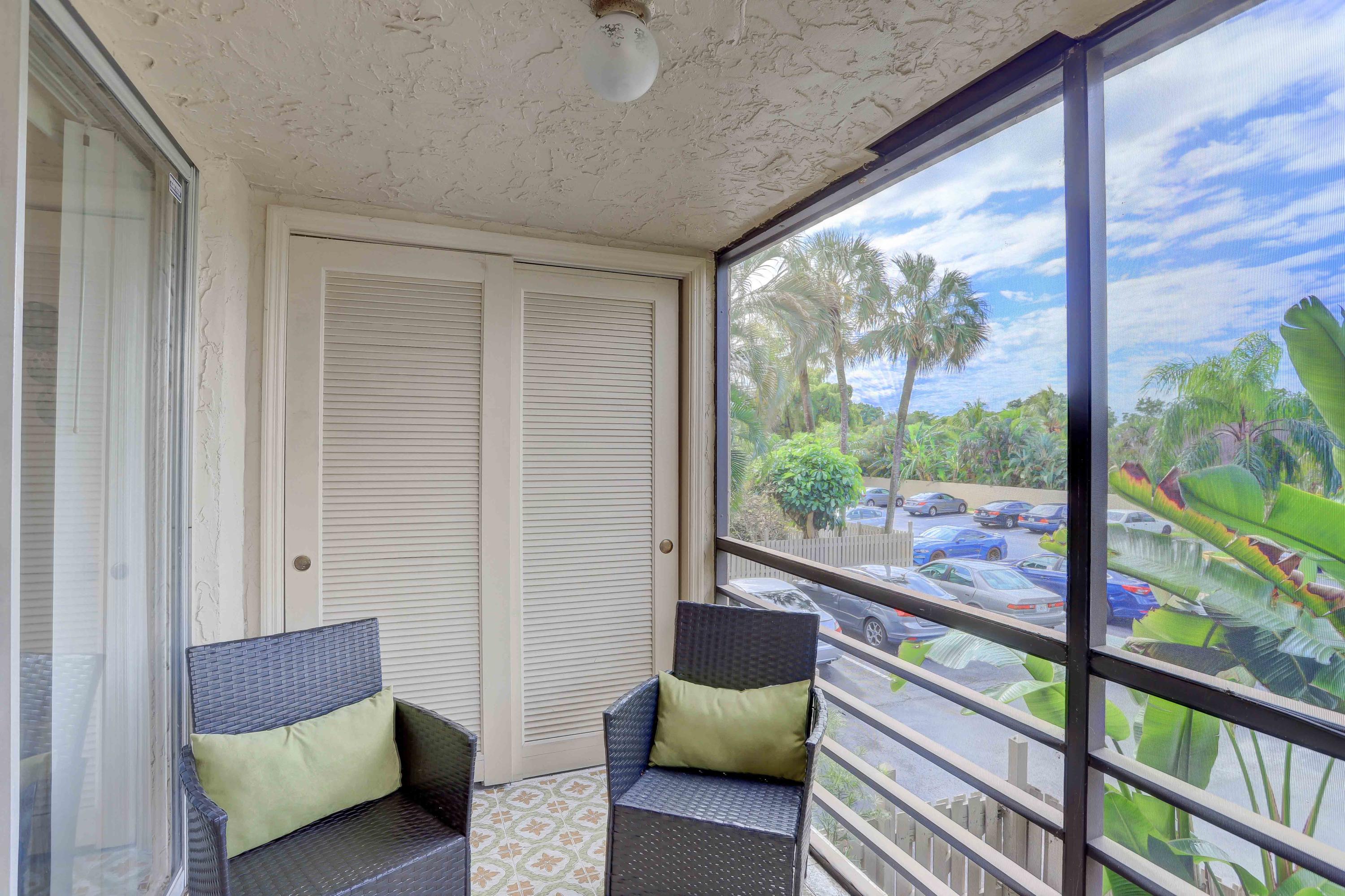 1291 Northwest 13th Street, Unit 448D Boca Raton, FL 33486 - Photo 7 of 25 IMG_1967_68_69_70_71