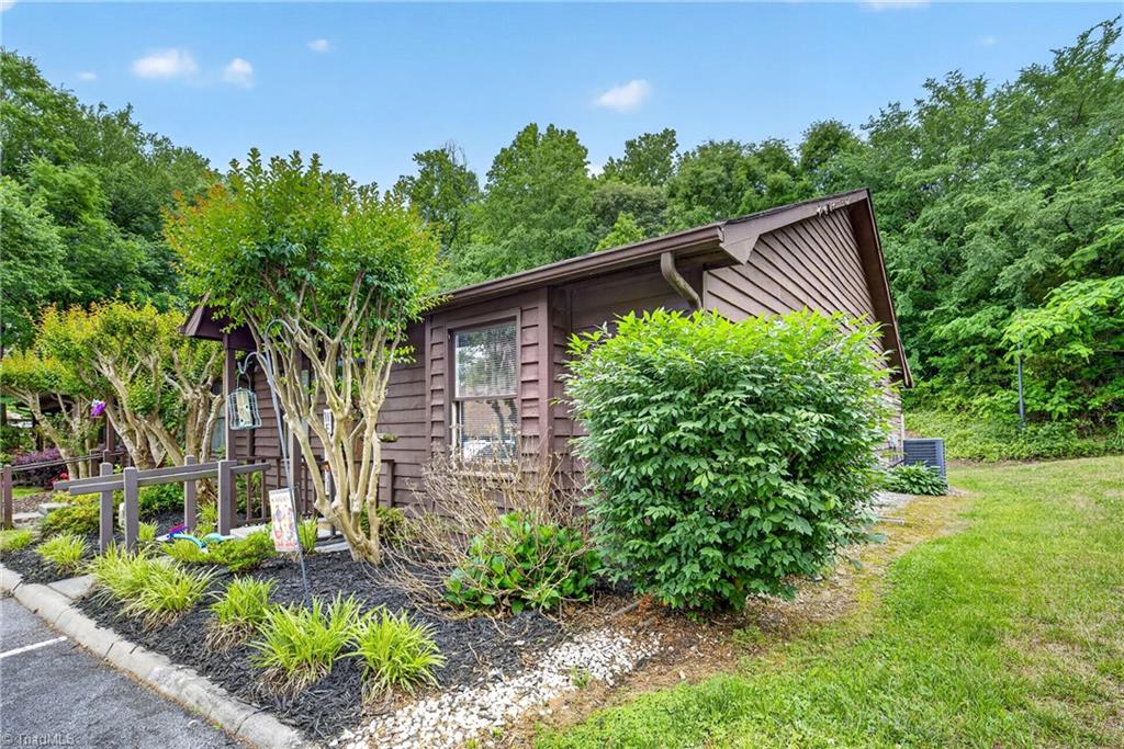 3125 Rockingham Road High Point, NC 27265 - Photo 23 of 28