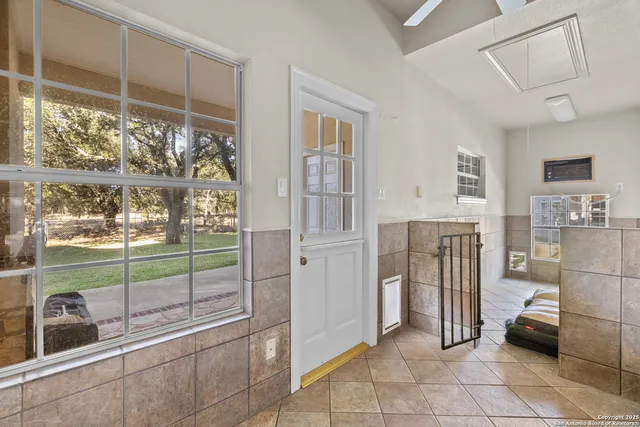 $1,550,000 | 8040 Rolling Acres Trail, Fair Oaks Ranch, TX 78015