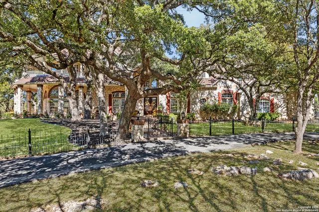 $1,550,000 | 8040 Rolling Acres Trail, Fair Oaks Ranch, TX 78015