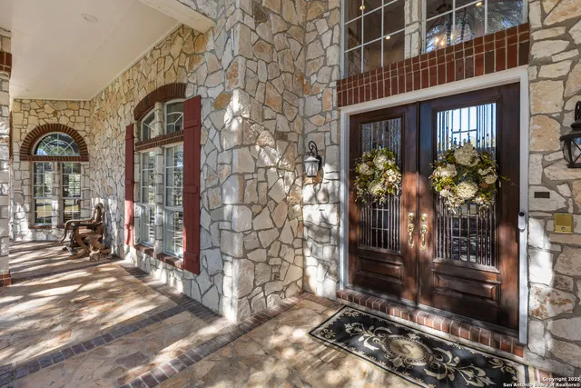 $1,550,000 | 8040 Rolling Acres Trail, Fair Oaks Ranch, TX 78015