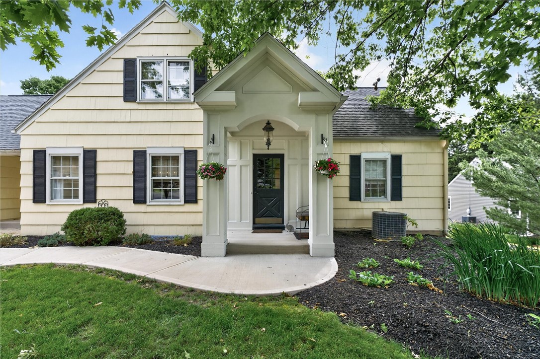 161 Tobey Road Pittsford, NY 14534 - Photo 3 of 50