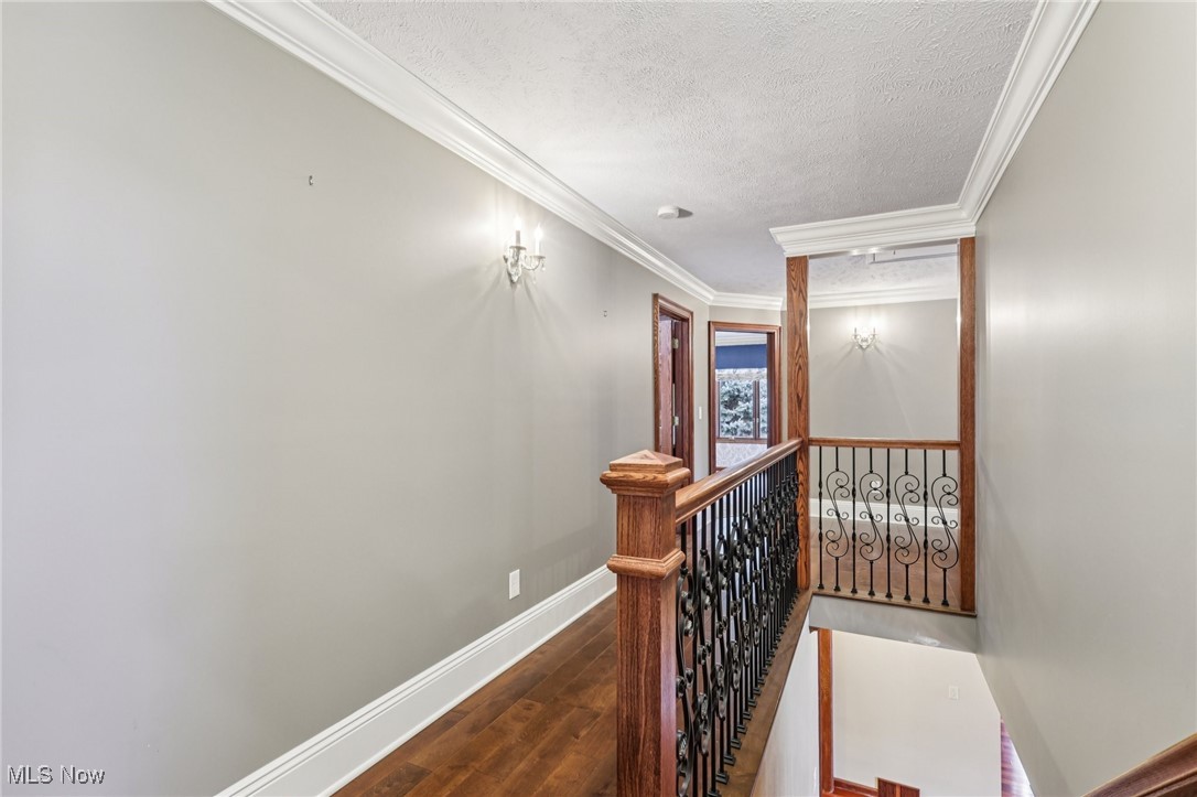 6004 Highland Road Cleveland, OH 44143 - Photo 37 of 50