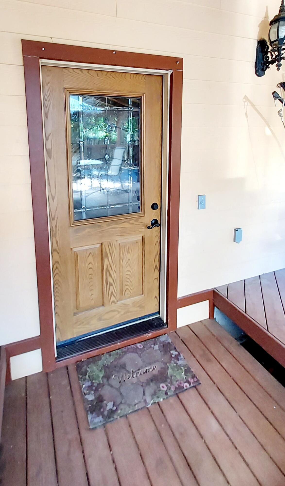 609 Steelhead Road Alderpoint, CA 95511 - Photo 35 of 58 Entrance to Studio