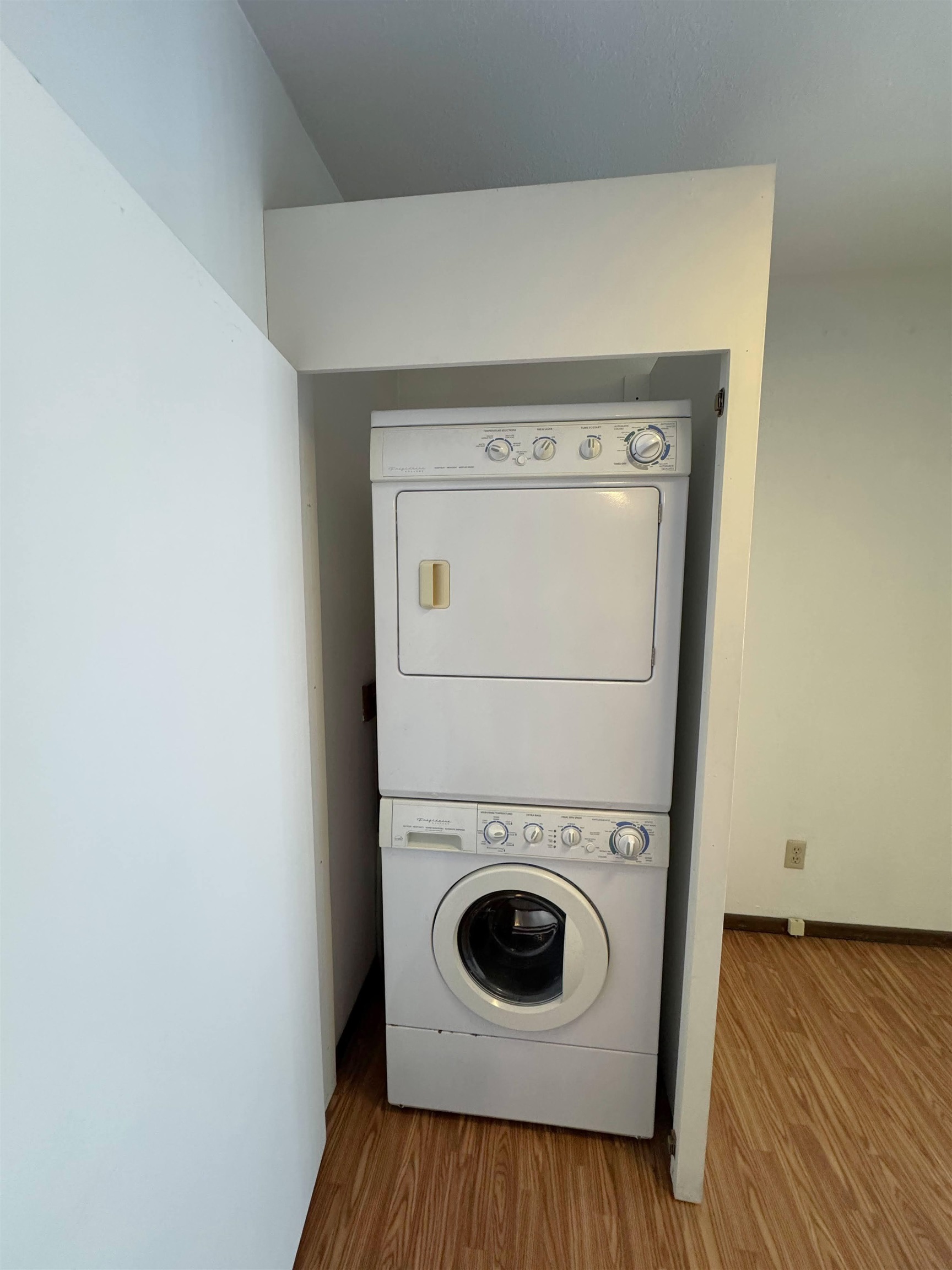 2715 6th Avenue Monroe, WI 53566 - Photo 15 of 32