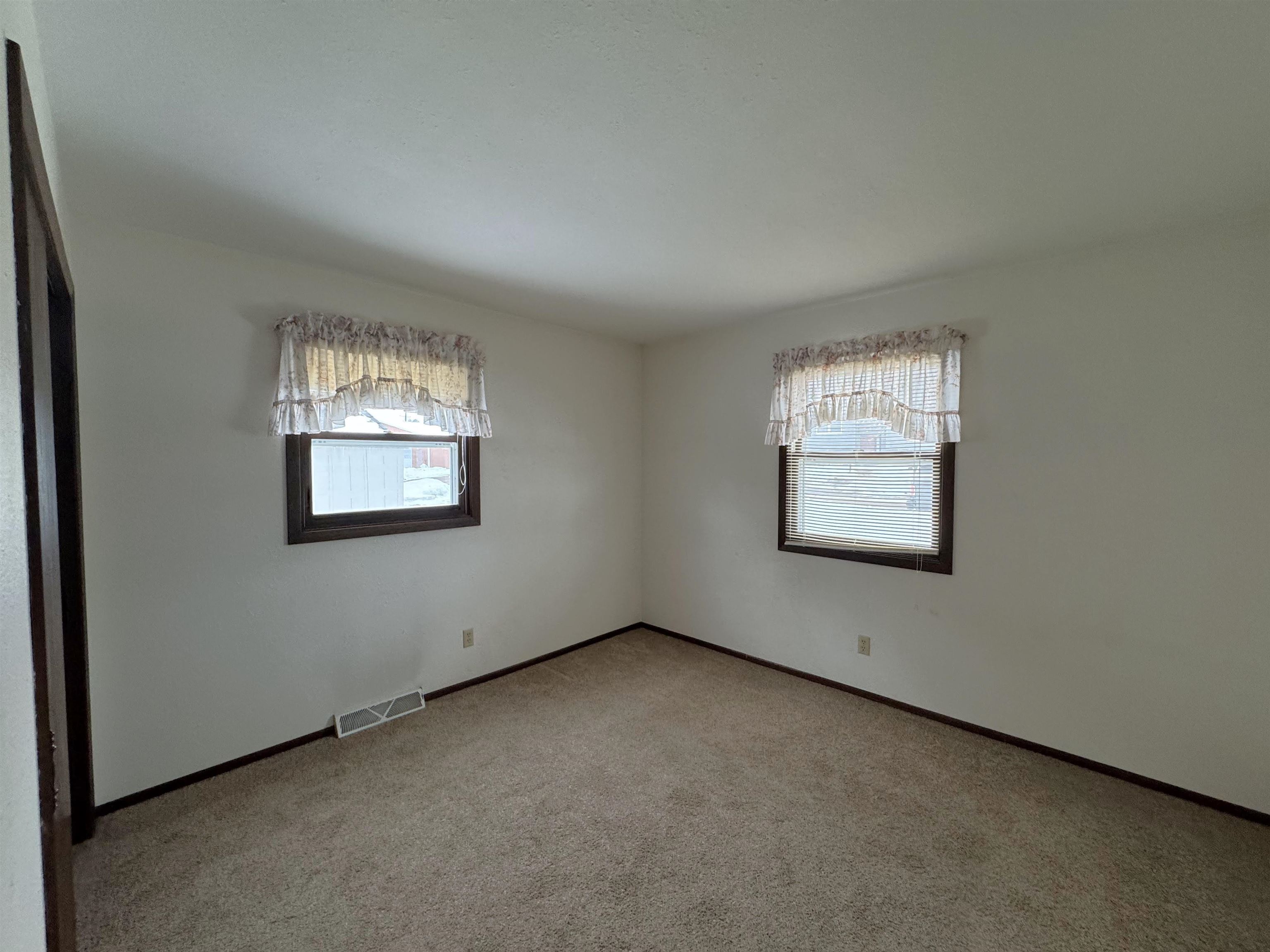 2715 6th Avenue Monroe, WI 53566 - Photo 20 of 32