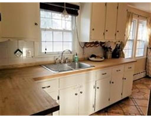 76 Barrington Road Longmeadow, MA 01106 - Photo 4 of 19 Gallery Image 4