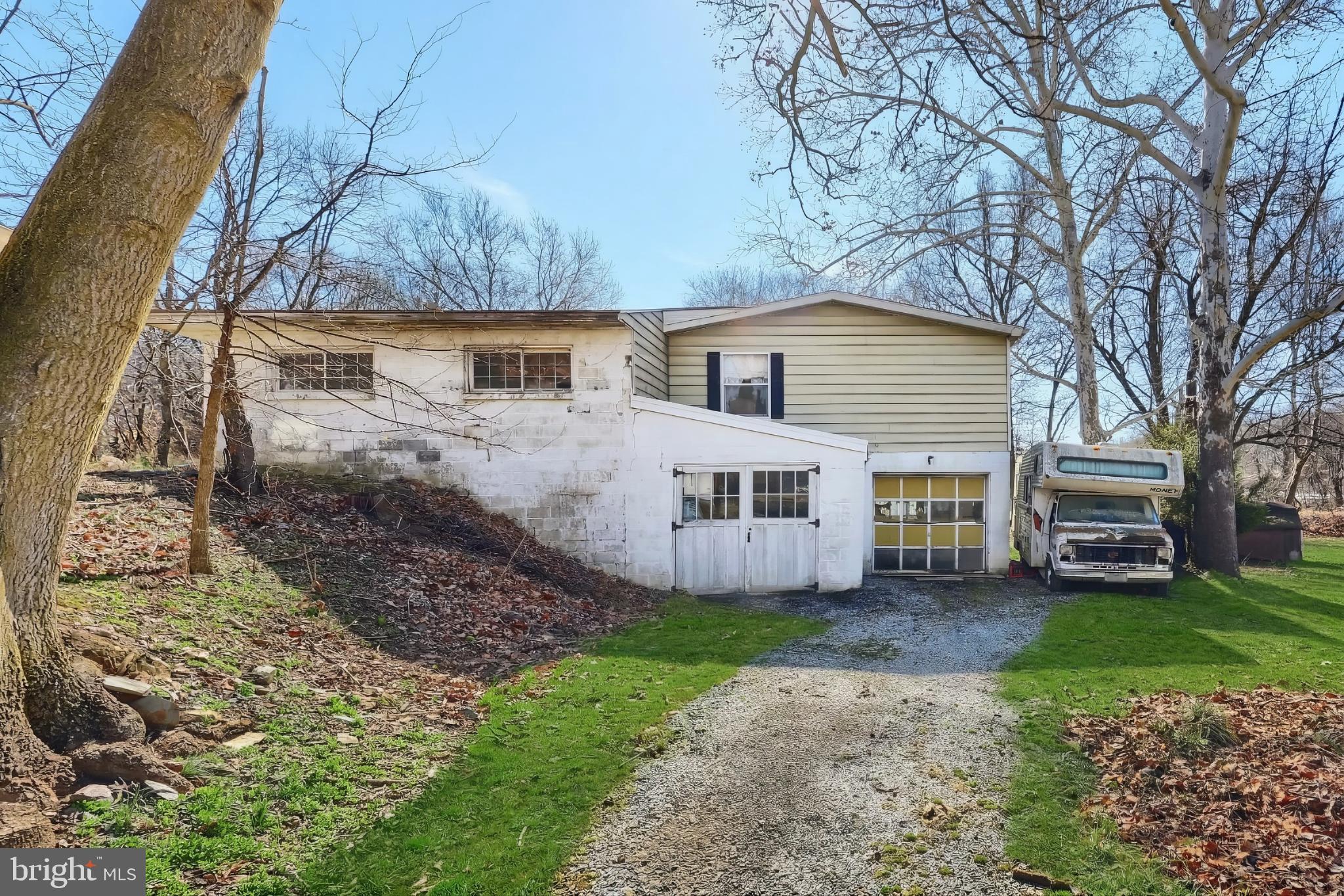 101 Tri Hill Road York, PA 17403 - Photo 6 of 34 Charming home with expansive outdoor space.