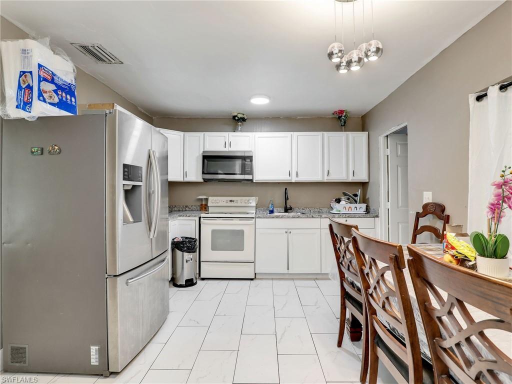 1132 River Road North Fort Myers, FL 33903 - Photo 9 of 32