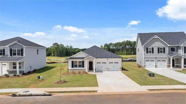 $343,875 | 339 Friendship Oak Way, Hampton, GA 30228