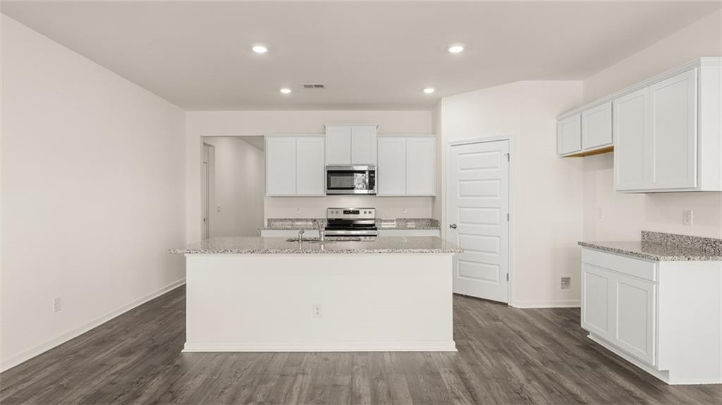 339 Friendship Oak Way Hampton, GA 30228 - Photo 7 of 29