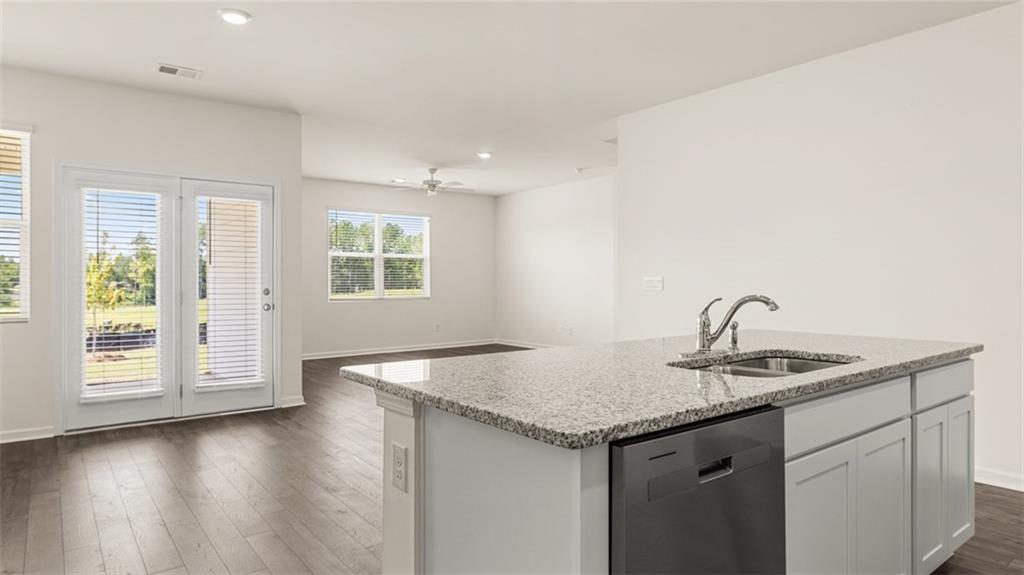 339 Friendship Oak Way Hampton, GA 30228 - Photo 9 of 29