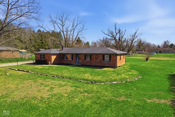 $329,900 | 2193 West 100 North, Greenfield, IN 46140