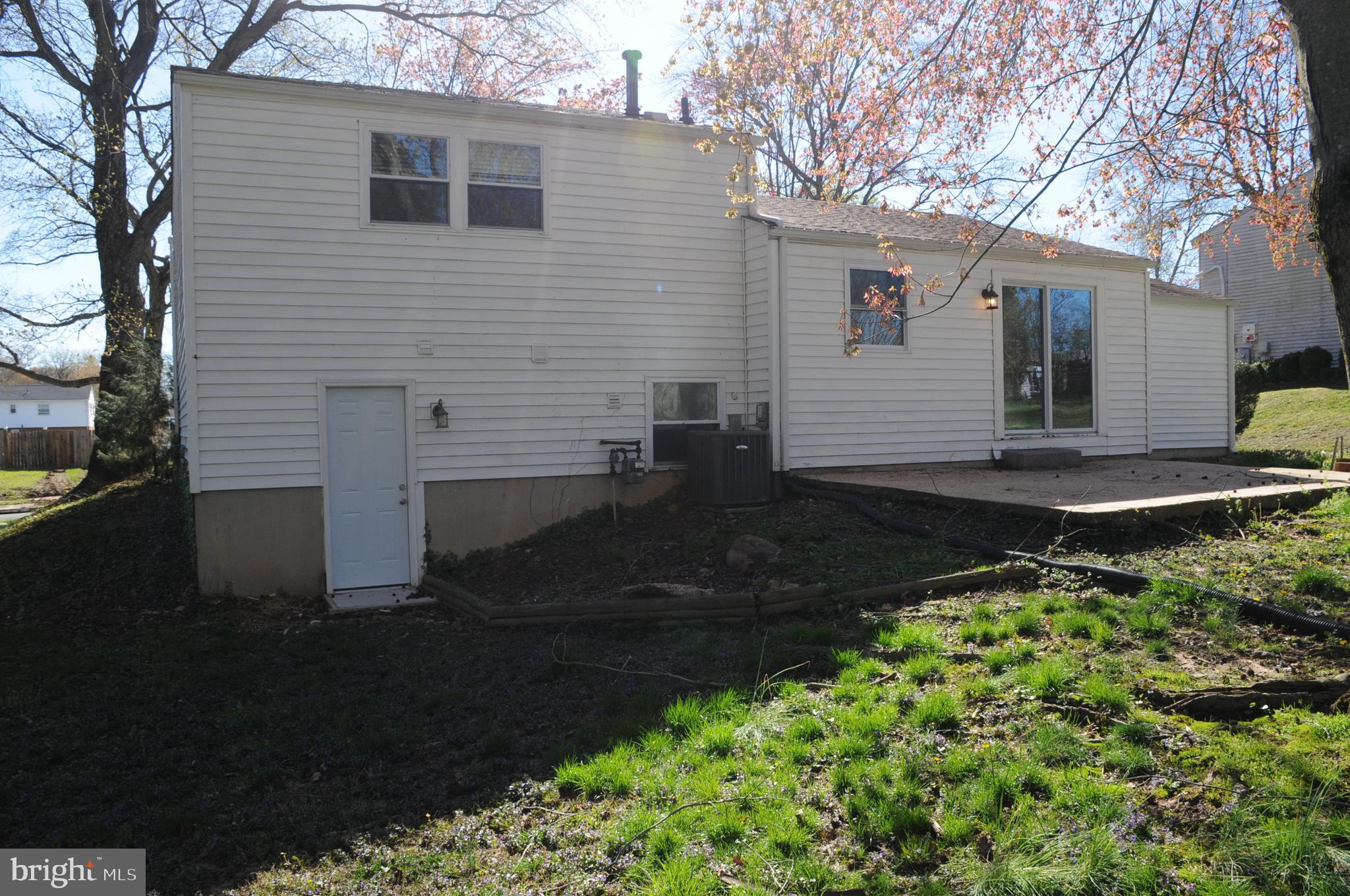 9307 Friar Road Fort Washington, MD 20744 - Photo 3 of 31 Gallery Image 3