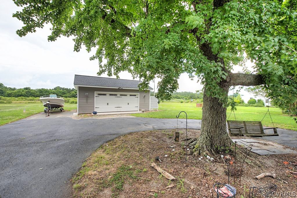 345 Riverside Drive Lancaster, VA 22503 - Photo 12 of 49 Gallery Image 12