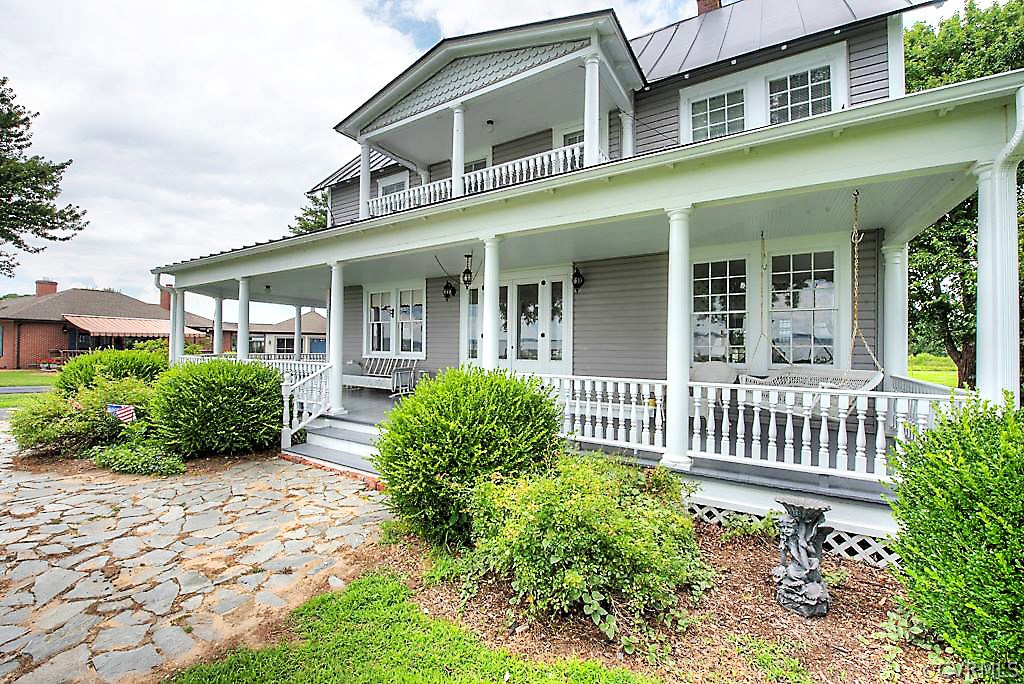 345 Riverside Drive Lancaster, VA 22503 - Photo 2 of 49 Gallery Image 2