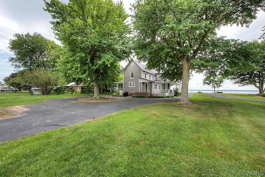 345 Riverside Drive Lancaster, VA 22503 - Photo 9 of 49 Gallery Image 9