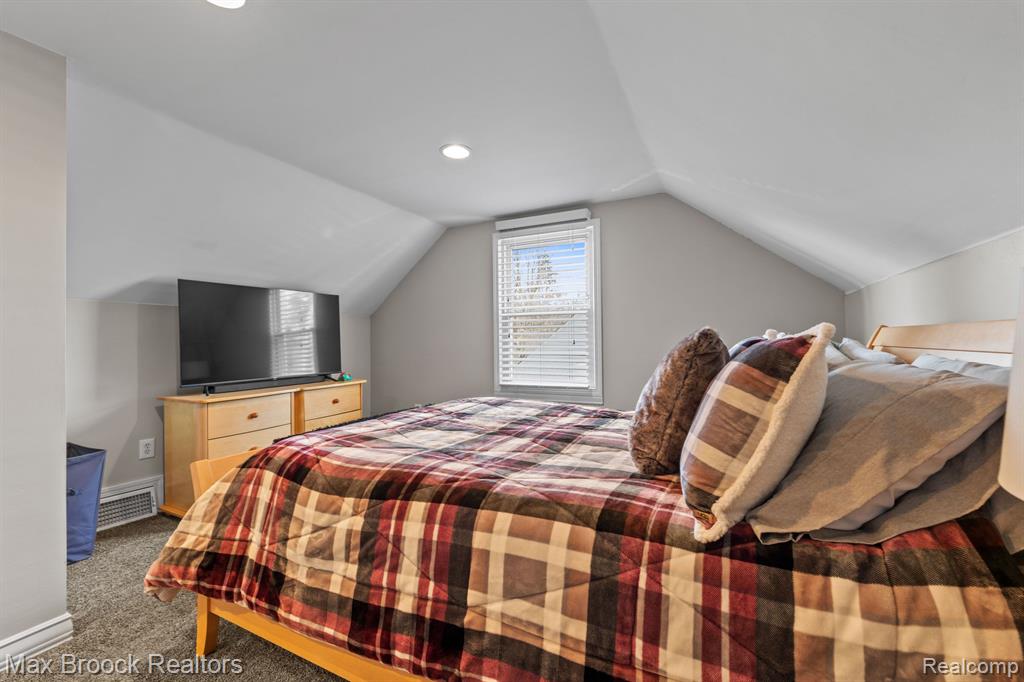 490 Roth Boulevard Clawson, MI 48017 - Photo 18 of 33