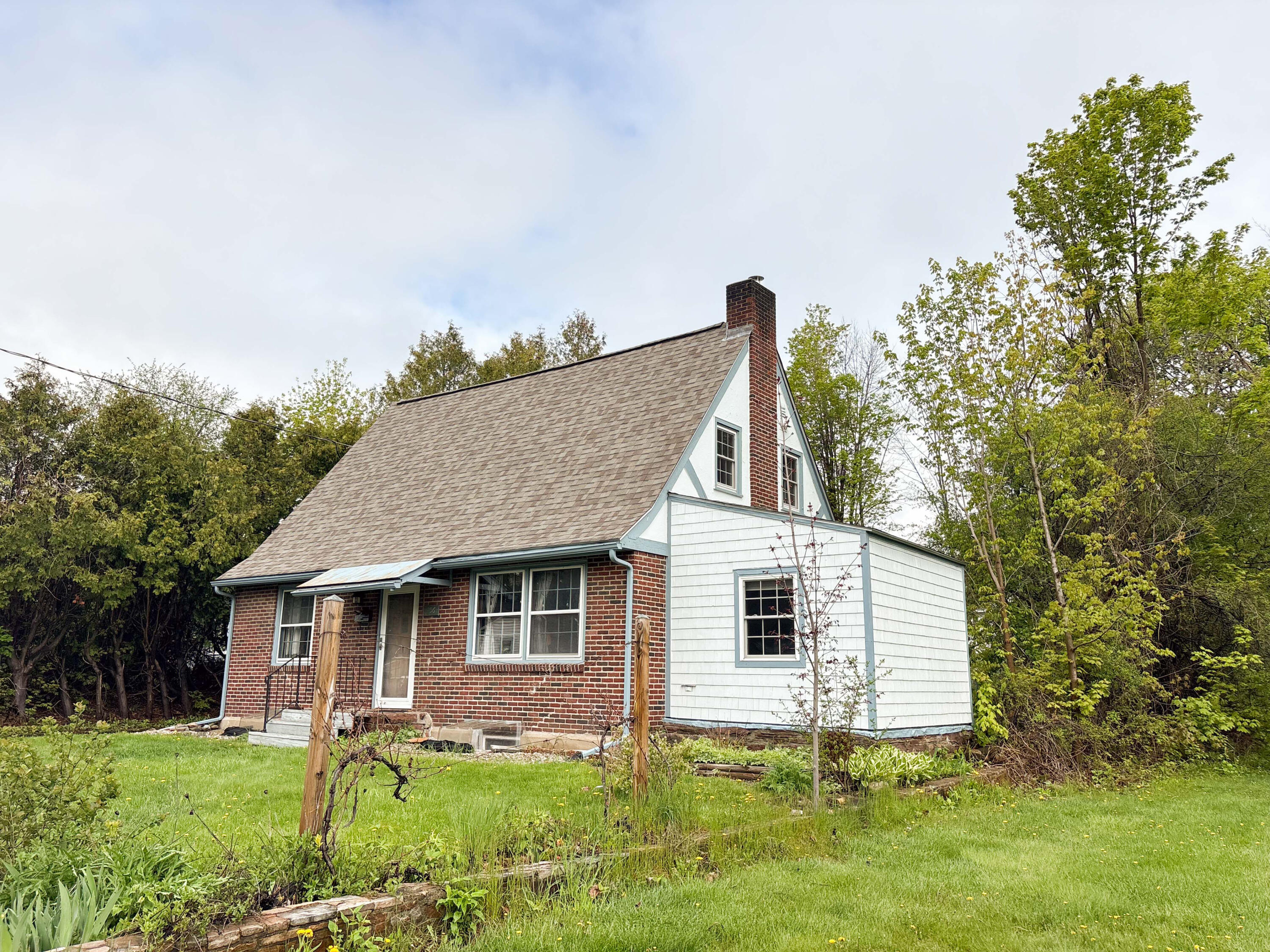 256 Cornelia Street Plattsburgh, NY 12901 - Photo 2 of 46