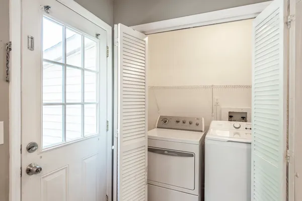 $1,350 | 406 Woodsman Court, Nashville, TN 37214