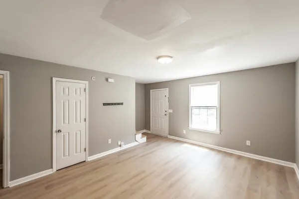 $1,350 | 406 Woodsman Court, Nashville, TN 37214