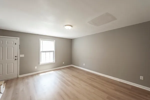 $1,350 | 406 Woodsman Court, Nashville, TN 37214