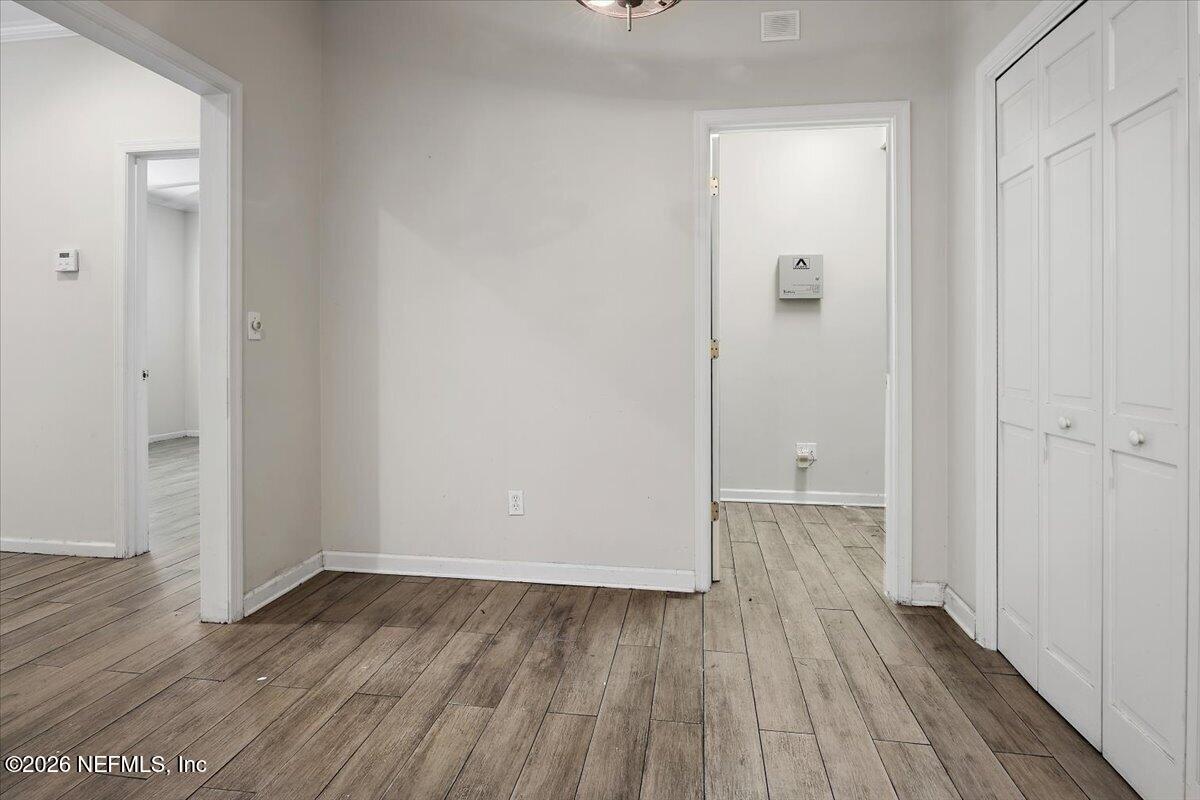 14154 Mandarin Road Jacksonville, FL 32223 - Photo 29 of 48 29-Guest House Dining to Laundry