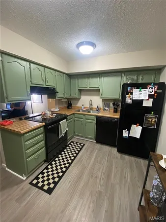 $156,000 | 1457 Summergate Parkway, Unit F, St. Charles, MO 63303