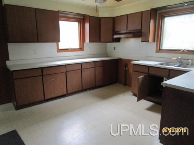 110 Kaski Road Crystal Falls, MI 49920 - Photo 4 of 11 Gallery Image 4