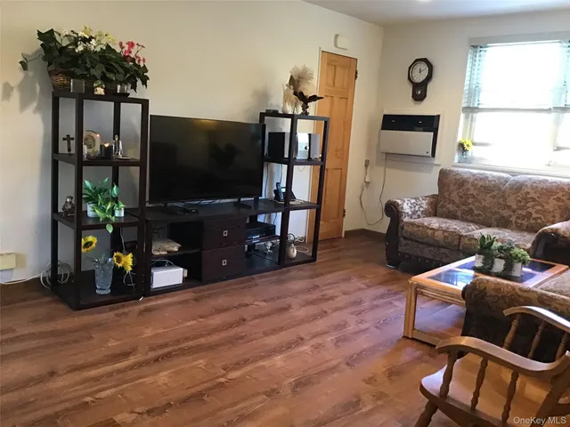 $450,000 | 58-28 251st Street, Unit 2 | Little Neck