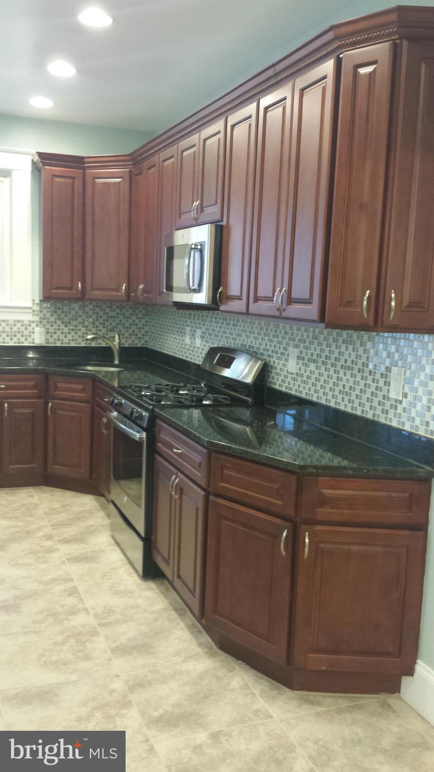 6326 Frederick Road Catonsville, MD 21228 - Photo 5 of 20 Kitchen