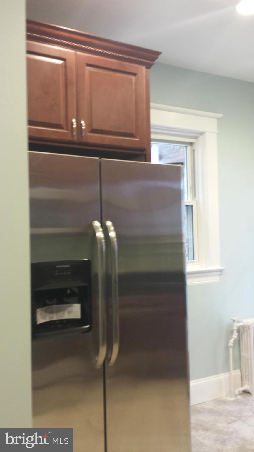 6326 Frederick Road Catonsville, MD 21228 - Photo 7 of 20 Kitchen