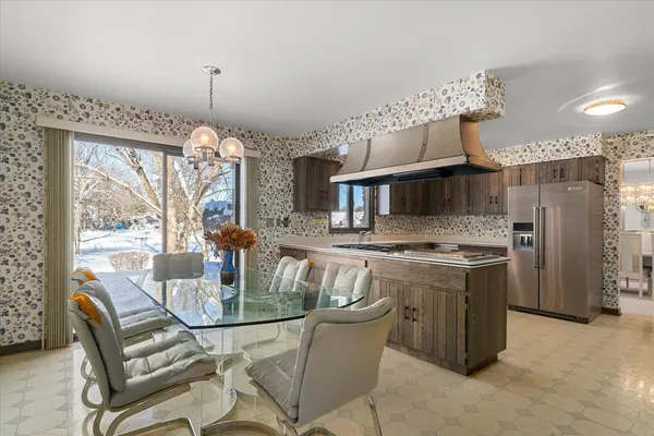 $625,000 | 9 Buckingham Drive, Sugar Grove, IL 60554