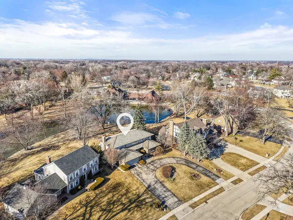 $625,000 | 9 Buckingham Drive, Sugar Grove, IL 60554